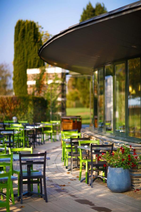 Logis Domaine Du Moulin Cavier Otel Avrillé Dış mekan fotoğraf