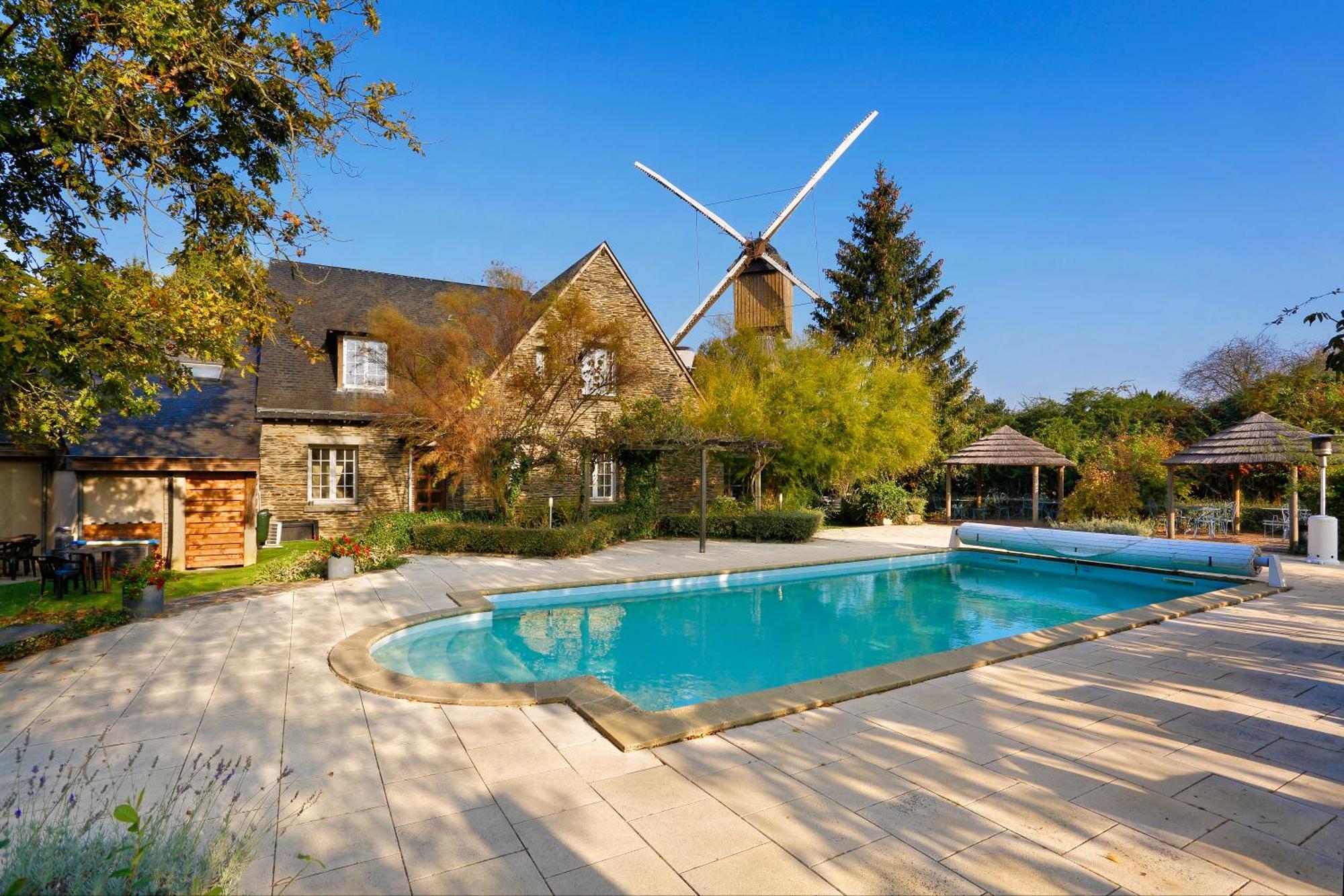Logis Domaine Du Moulin Cavier Otel Avrillé Dış mekan fotoğraf