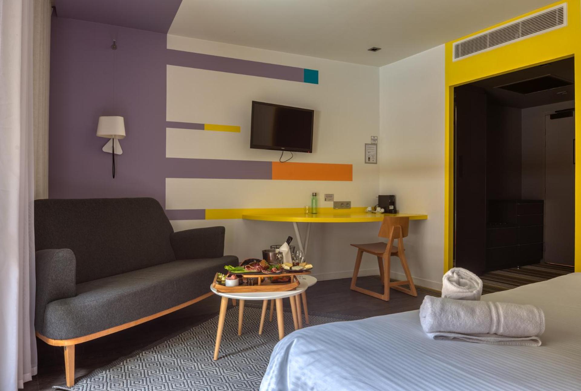 Logis Domaine Du Moulin Cavier Otel Avrillé Dış mekan fotoğraf