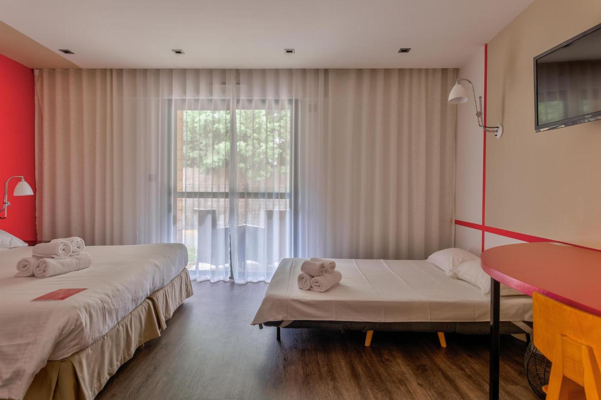 Logis Domaine Du Moulin Cavier Otel Avrillé Dış mekan fotoğraf